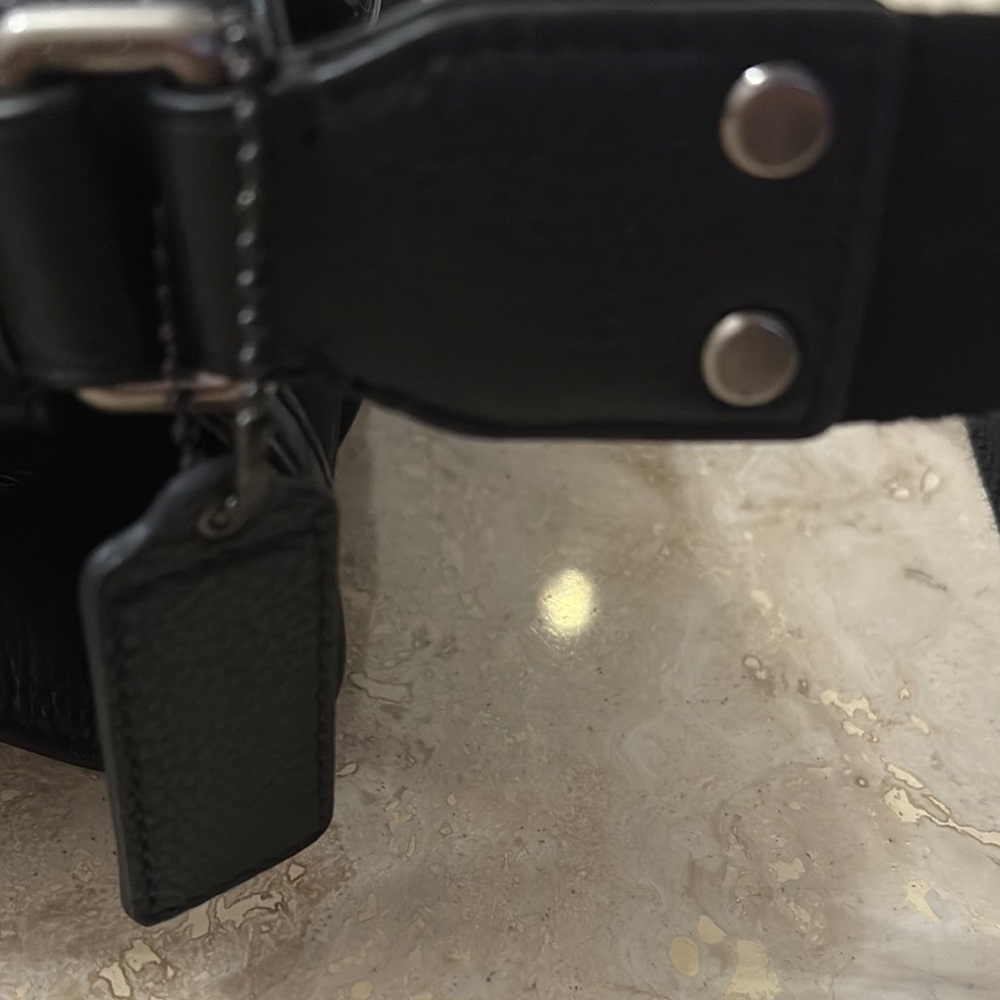 Coach Vintage Black Messenger Bag - Picture 5 of 8